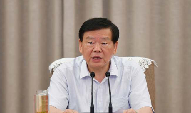 江蘇省委：要帶著強(qiáng)烈的自省態(tài)度和問題導(dǎo)向，結(jié)合工作中暴露出來的漏洞和不足，深入反思、汲取教訓(xùn)