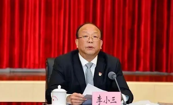 原省委副書記李小三的這篇文章被領(lǐng)導干部奉為經(jīng)典，讀來大有裨益！