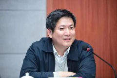 中央黨校副校長(zhǎng)怒批：不少干部熱衷玩弄權(quán)術(shù)，勾心斗角