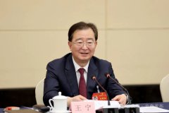 云南省委書記：帶污染的錢，再多也不賺！