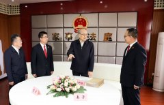 張軍、應(yīng)勇率調(diào)研組離京赴基層，有多個(gè)特殊細(xì)節(jié)